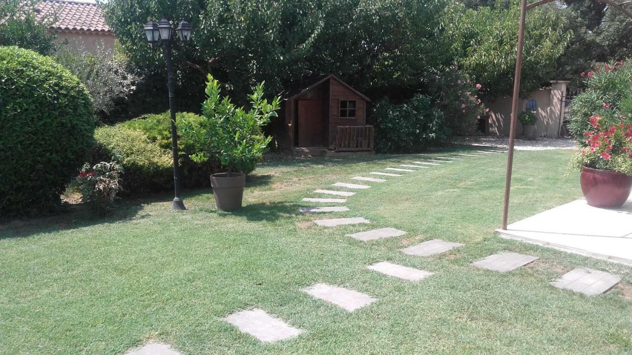 Gite L'Annexe Villelaure Zewnętrze zdjęcie